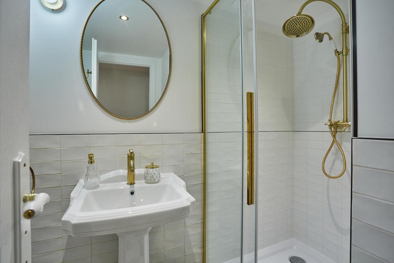 Apartment Saint Germain Des Pres By Studio Prestige باريس المظهر الخارجي الصورة